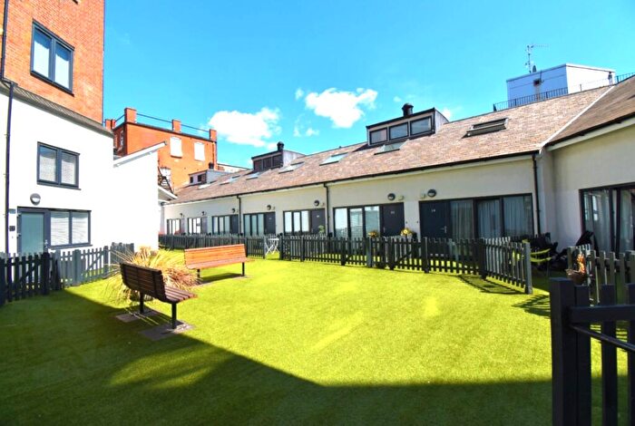 1 Bedroom Apartment For Sale In Derngate, Northampton, NN1