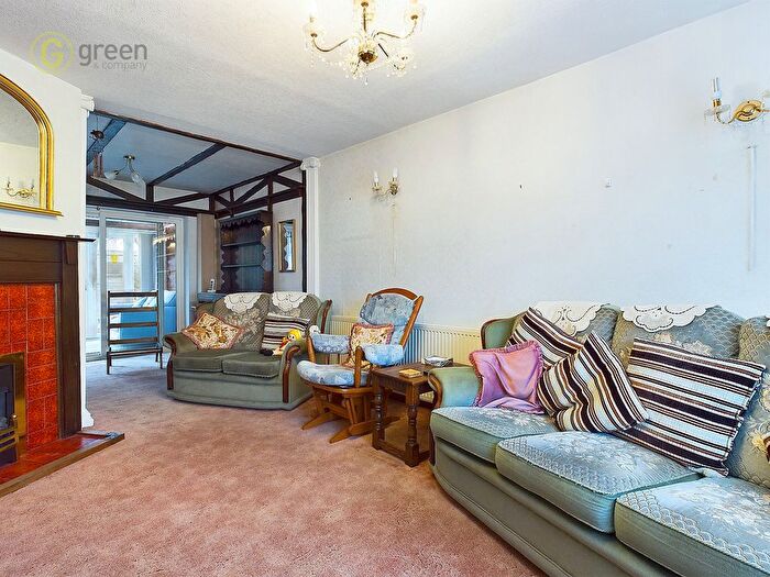 3 Bedroom Detached House For Sale In Claremont Road, Coton Green, Tamworth, B79