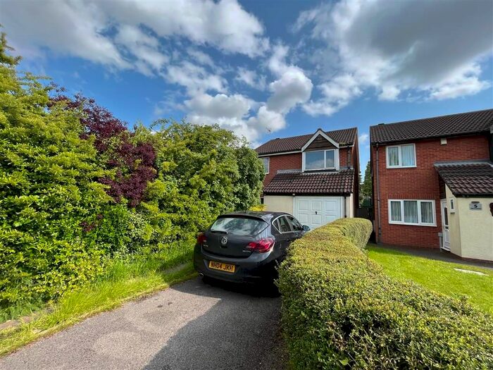 4 Bedroom Detached House To Rent In The Laurels, Sheldon, Birmingham, B26