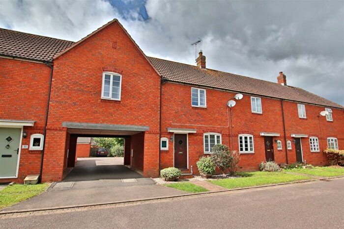 3 Bedroom Terraced House To Rent In Laurel Avenue, Walton Cardiff, Tewkesbury, GL20