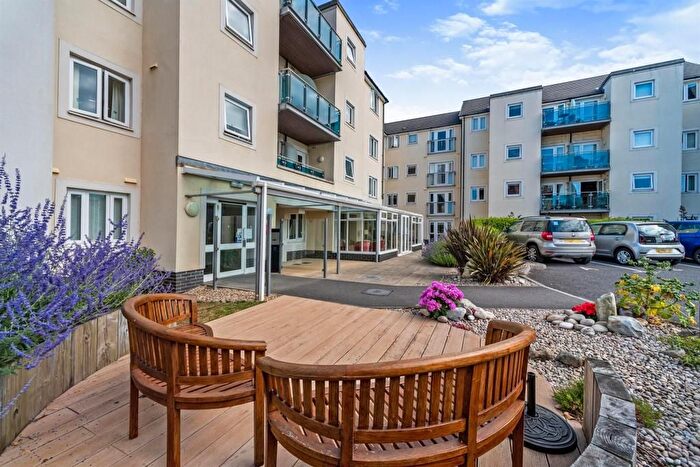 1 Bedroom Flat For Sale In Middleton Court, Porthcawl, CF36