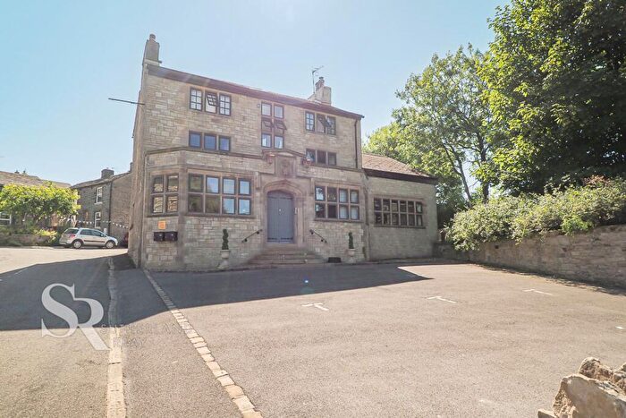 2 Bedroom Apartment To Rent In New Smithy, Chinley, SK23