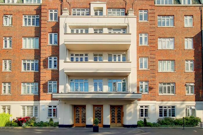 1 Bedroom Studio To Rent In Pembroke Road, Kensington, London, W8