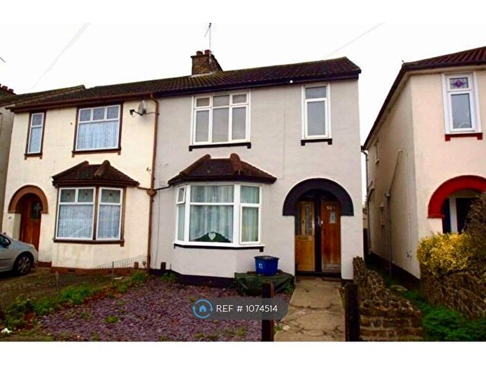 1 Bedroom Flat To Rent In Shoeburyness, Southend-On-Sea, SS3
