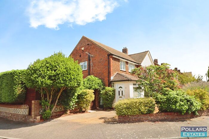 3 Bedroom Semi-Detached House For Sale In Georgian Way, Wigmore, ME8