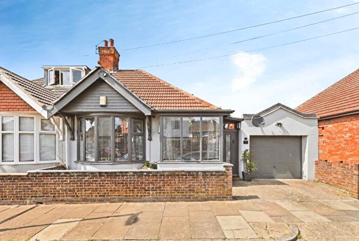 3 Bedroom Bungalow For Sale In Norton Road, Northampton, Northamptonshire, NN2