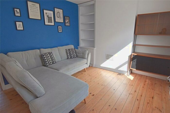 2 Bedroom Terraced House To Rent In Hastings Road, Croydon, CR0