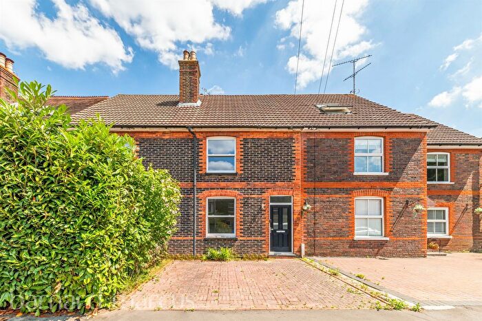 3 Bedroom Terraced House For Sale In Trindles Road, South Nutfield, Redhill, RH1