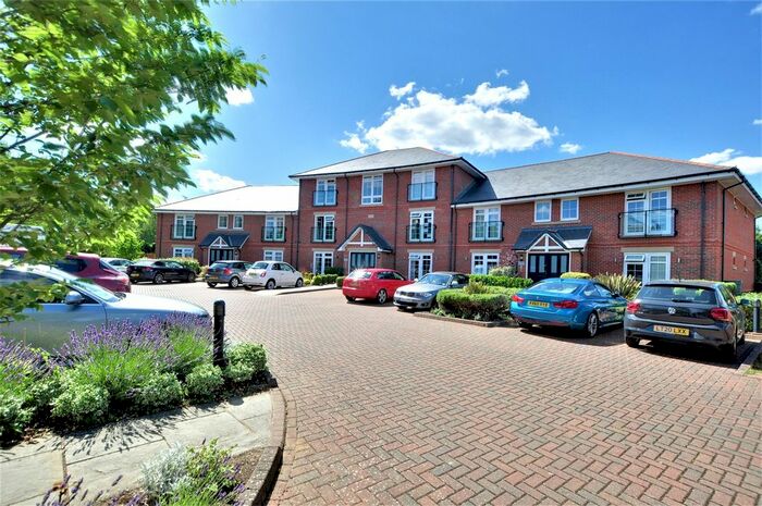 2 Bedroom Flat To Rent In Wetton Court, Wetton Place, Egham, Surrey, TW20