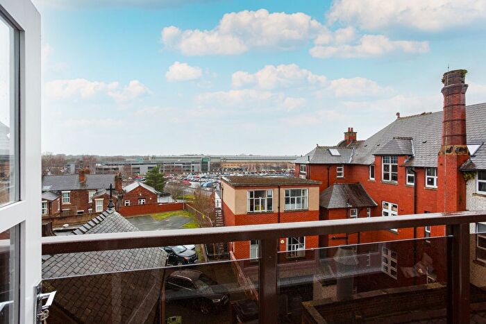 2 Bedroom Flat For Sale In Winckley Square, Preston, PR1