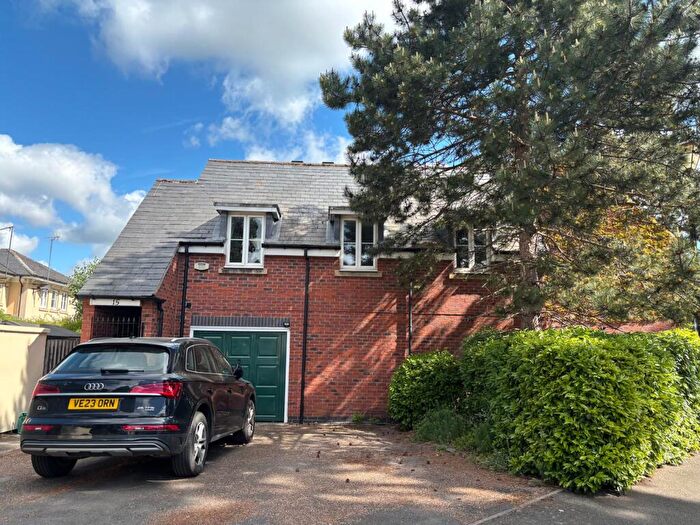 1 Bedroom Apartment To Rent In Marne Close, Warwick, CV34