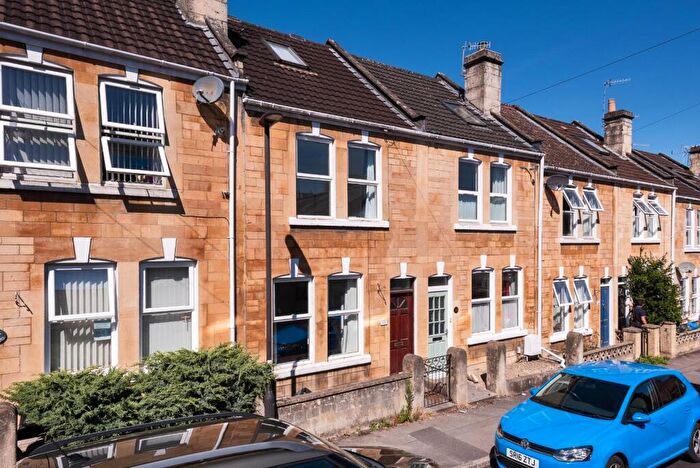 4 Bedroom Terraced House To Rent In Lymore Gardens, Bath, BA2