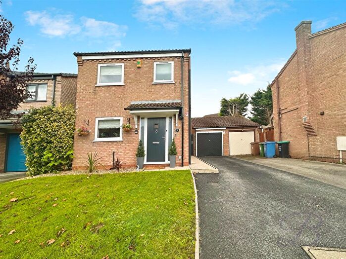 3 Bedroom Detached House For Sale In Birchcroft Drive, Mansfield Woodhouse, Mansfield, NG19
