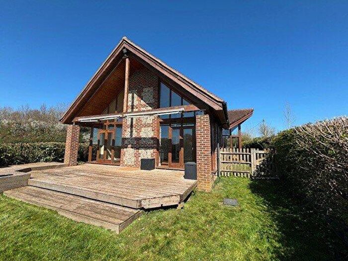 3 Bedroom Detached House To Rent In Heath Green, Medstead, Alton, Hampshire, GU34