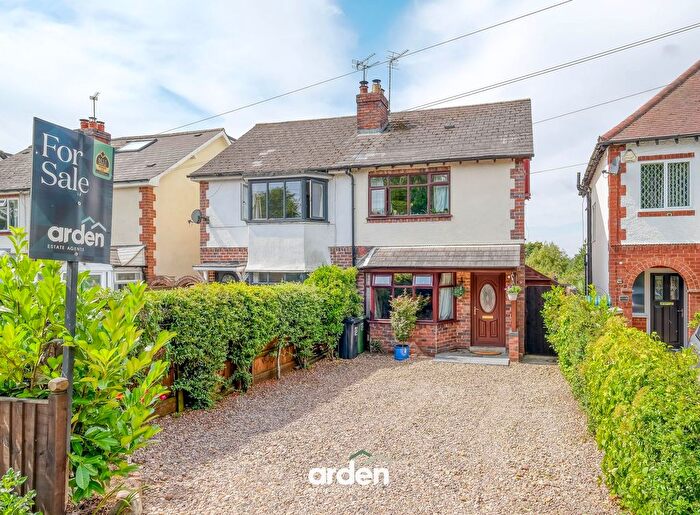 3 Bedroom Semi-Detached House For Sale In Evesham Road, Astwood Bank, B96