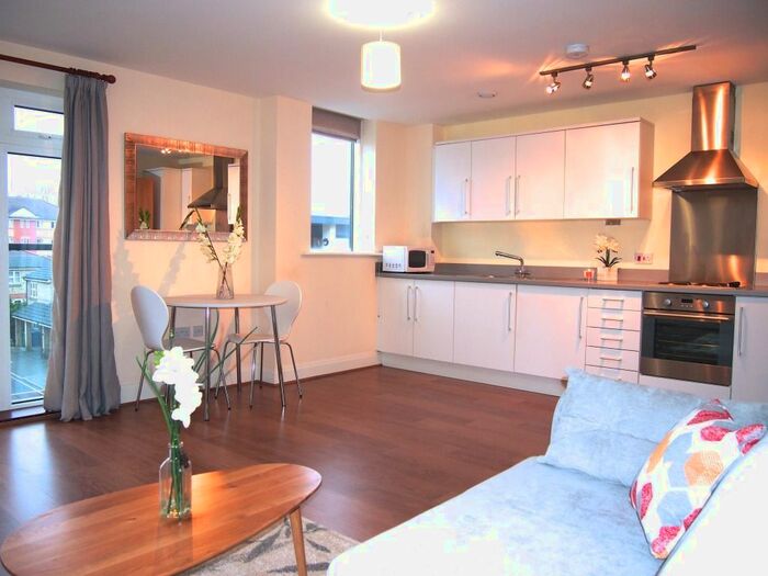 1 Bedroom Flat To Rent In George Mathers Road, London, SE11