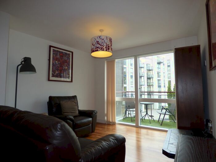 1 Bedroom Flat To Rent In Edgbaston Crescent, Birmingham, B5