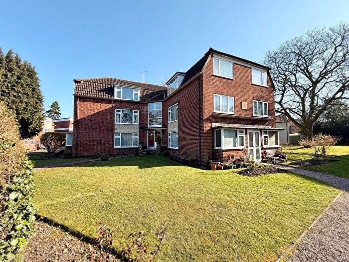 2 Bedroom Flat To Rent In Orton Close, Water Orton, Birmingham, B46
