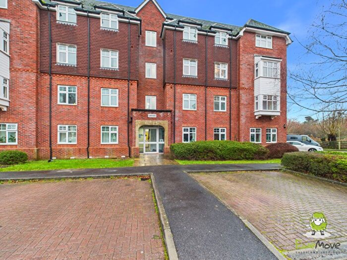 2 Bedroom Flat For Sale In Elder House, Mapledurwell, Basingstoke, Hampshire, RG24