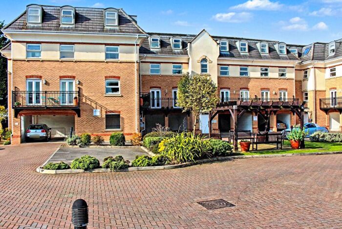 2 Bedroom Flat For Sale In Prospect Place, Hipley Street, Woking, Surrey, GU22