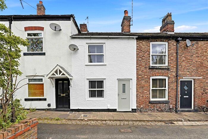2 Bedroom Terraced House For Sale In Square Street, Macclesfield, SK11