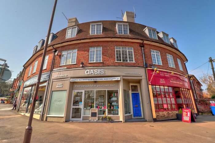 3 Bedroom Flat To Rent In Station Approach, Great Missenden, Buckinghamshire, HP16