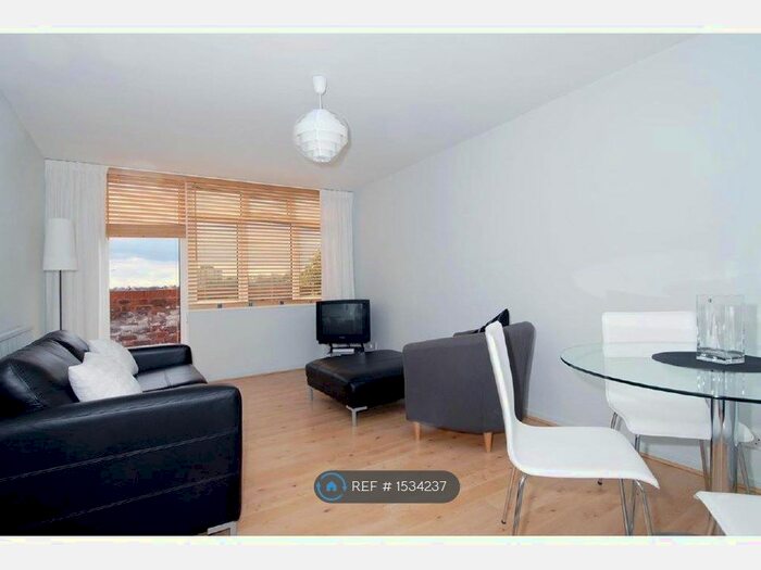 1 Bedroom Flat To Rent In Victoria Drive, London, SW19