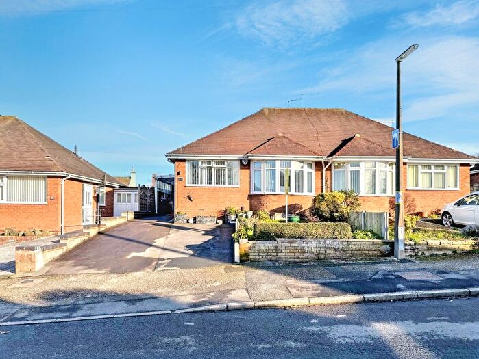 2 Bedroom Semi-Detached Bungalow For Sale In Elmsdale Crescent, Telford, TF5