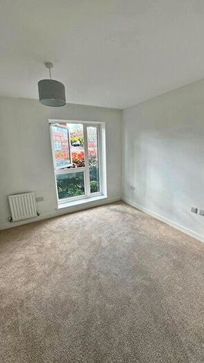 1 Bedroom Flat To Rent In Luna Court, Loughton, IG10