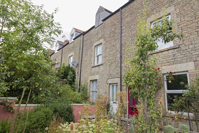 4 Bedroom Terraced House For Sale In Keyford Gardens, Frome, BA11
