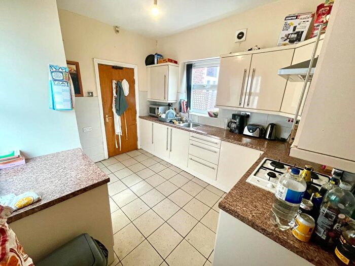 5 Bedroom Property To Rent In Brundretts Road, Manchester, M21