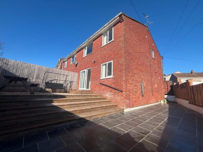 3 Bedroom House To Rent In Windsor Avenue, Bristol, BS5