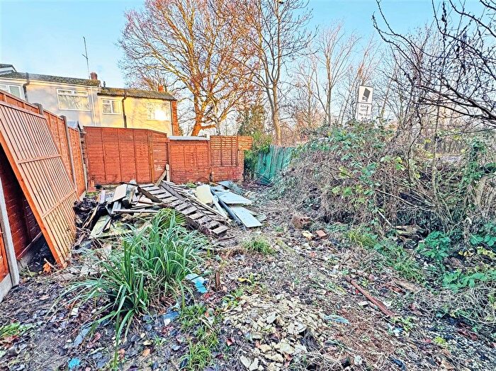 Land For Sale In Totton, Southampton, SO40