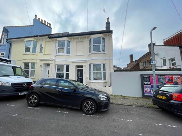 5 Bedroom House To Rent In St Leonards Road, Brighton, East Sussex, BN2