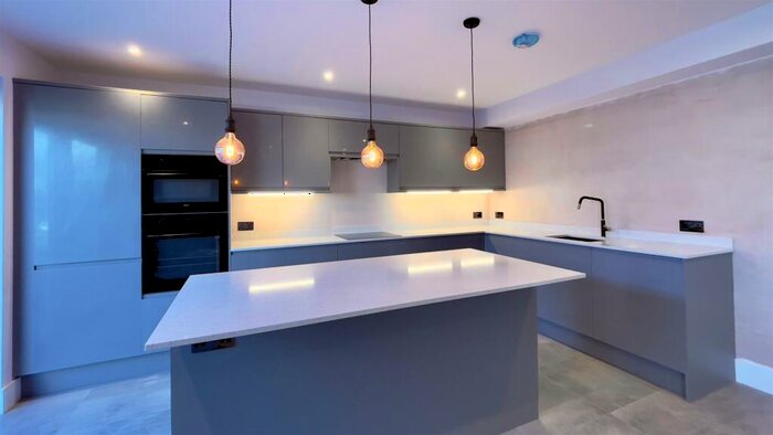 4 Bedroom Detached House For Sale In Torridge Road, Appledore, EX39