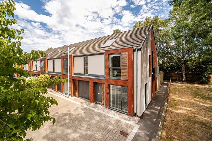 4 Bedroom End Of Terrace House For Sale In Californian Parade, Street, BA16