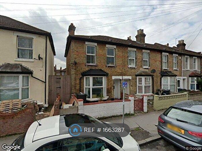 4 Bedroom Terraced House To Rent In Frant Road, Thornton Heath, CR7
