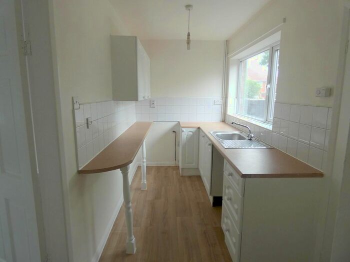 2 Bedroom End Of Terrace House To Rent In Reindeer Street, Mansfield, NG18