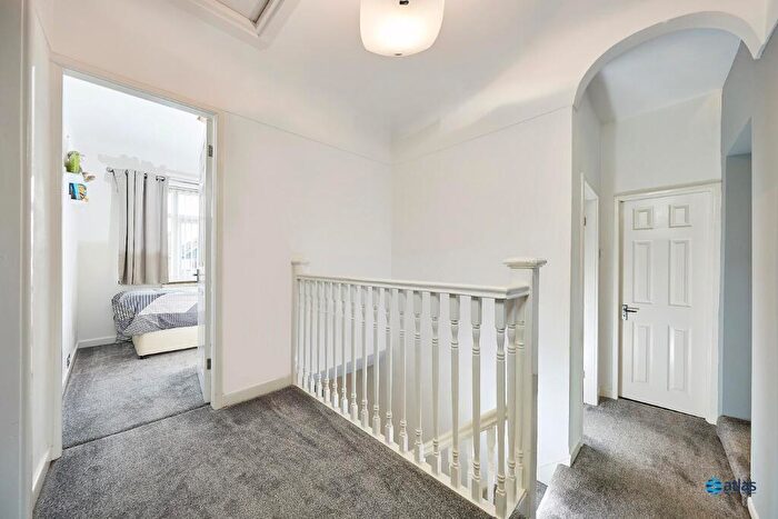 5 Bedroom Detached House For Sale In Childwall Park Avenue, Childwall, L16