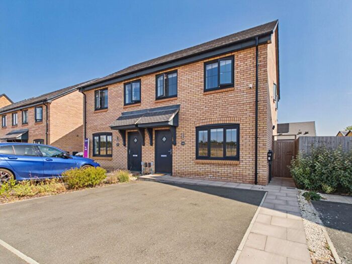 2 Bedroom Semi-Detached House For Sale In Tillage Crescent, Chellaston, DE73