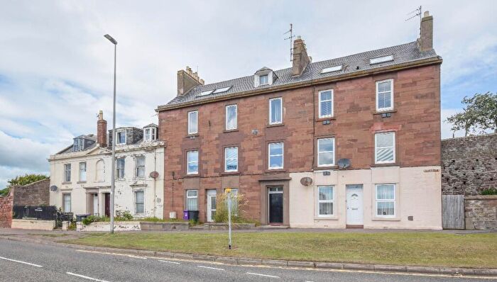 2 Bedroom Flat To Rent In Gayfield, Arbroath, Angus, DD11