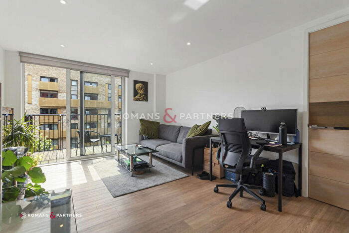 2 Bedroom Apartment To Rent In Baroque Gardens, Marine Wharf, SE16