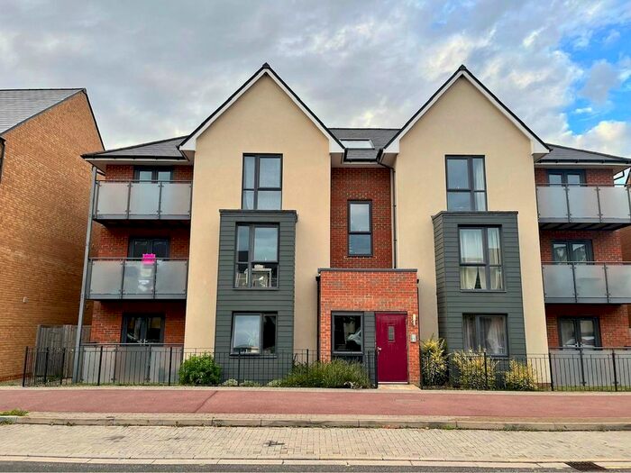 2 Bedroom Flat To Rent In Countess Way, Broughton, Milton Keynes, MK10