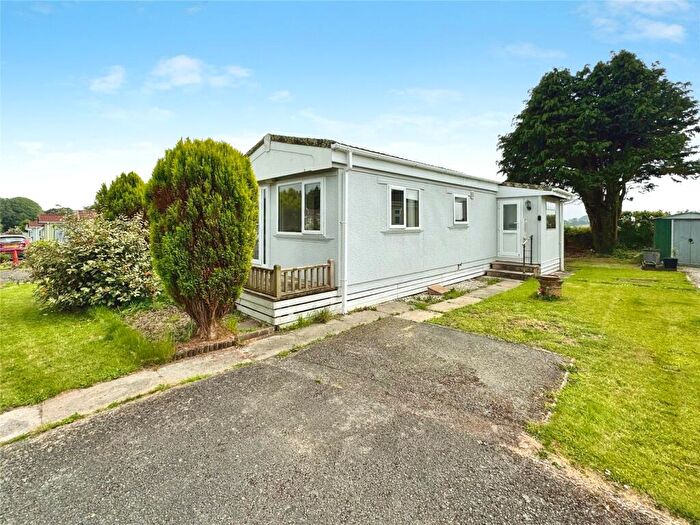 2 Bedroom Detached House For Sale In Trelawne Gardens, Looe, Cornwall, PL13