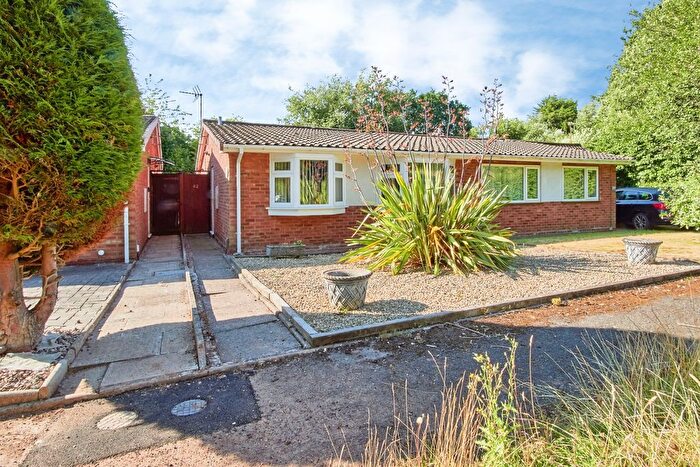 2 Bedroom Semi Detached Bungalow For Sale In Clover Drive, Birmingham, B32