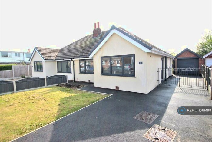 2 Bedroom Bungalow To Rent In Poplar Avenue, Warton, Preston, PR4