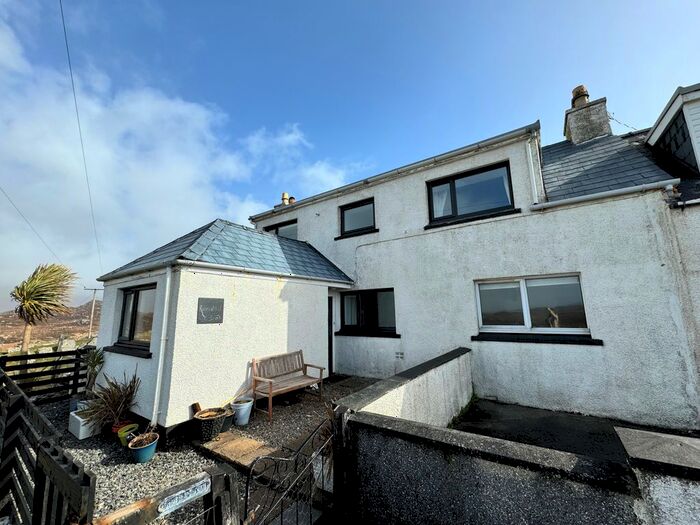 3 Bedroom Semi-Detached House For Sale In Roineabhal, Outend, Isle Of Scalpay, HS4
