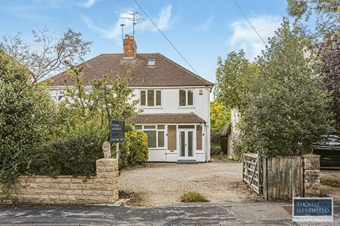 3 Bedroom Semi-Detached House For Sale In Spring Road, Abingdon, OX14