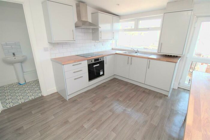 3 Bedroom House To Rent In Pennant Street, Ebbw Vale, NP23