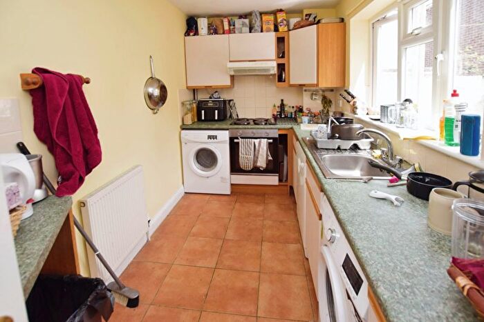 3 Bedroom Terraced House For Sale In Sandford Walk, Newtown, Exeter, EX1